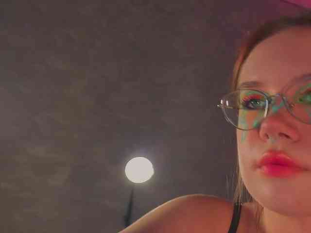Female-Jesus webcam