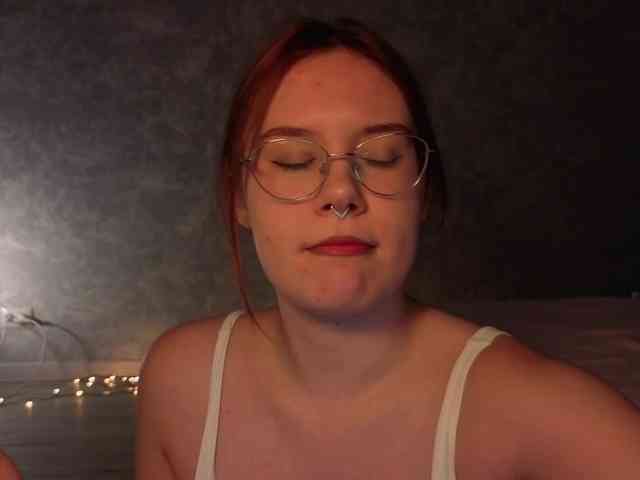 Female-Jesus webcam