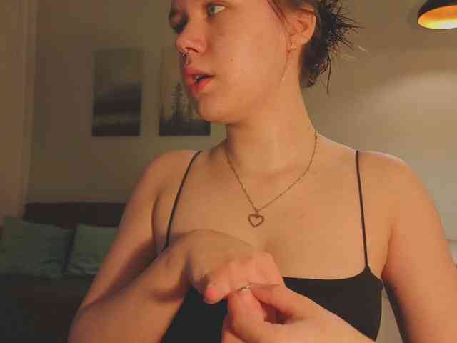 Female-Jesus webcam