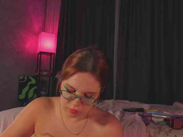 Female-Jesus webcam