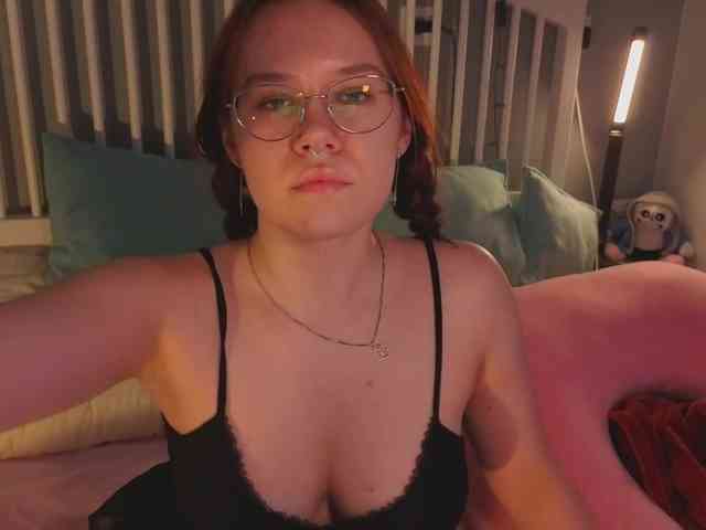 Female-Jesus webcam