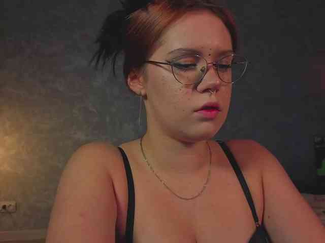 Female-Jesus webcam