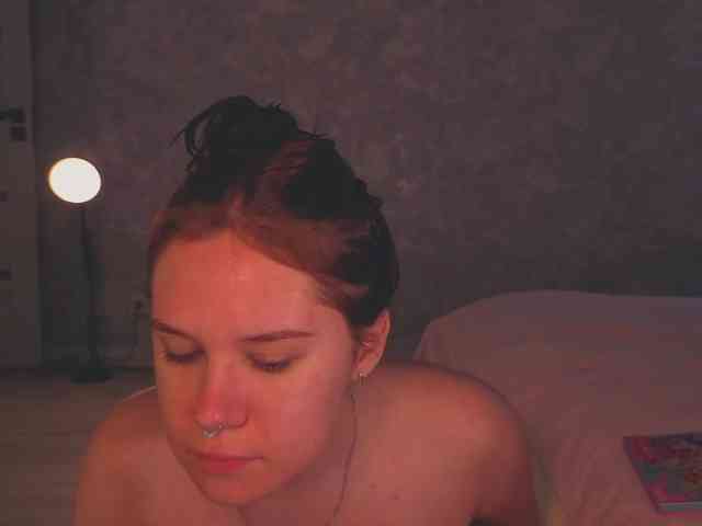 Female-Jesus webcam