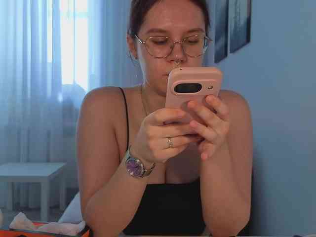 Female-Jesus webcam
