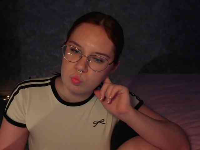 Female-Jesus webcam
