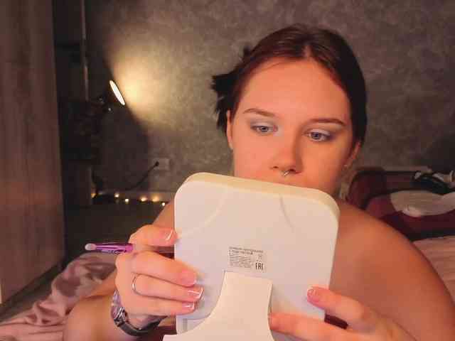 Female-Jesus webcam