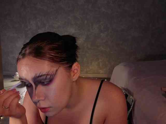 Female-Jesus webcam