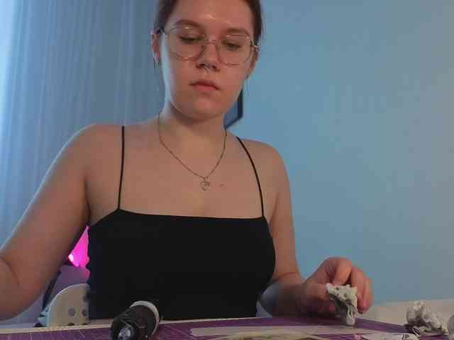 Female-Jesus webcam