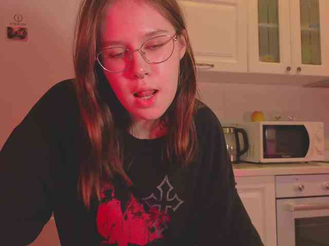Female-Jesus webcam