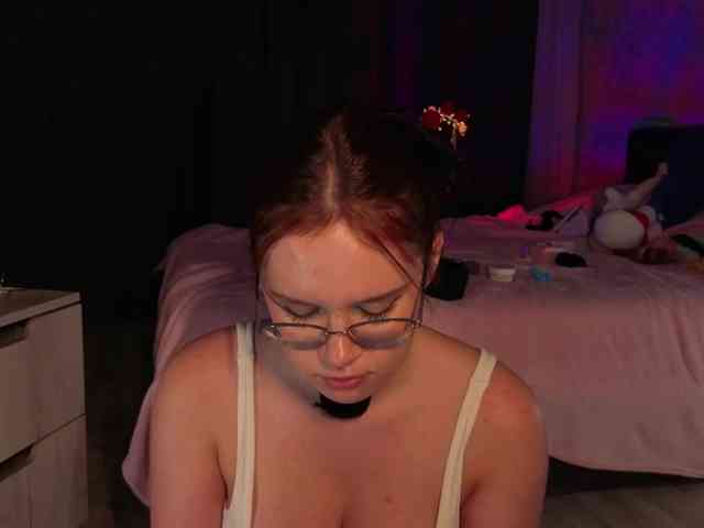Female-Jesus webcam