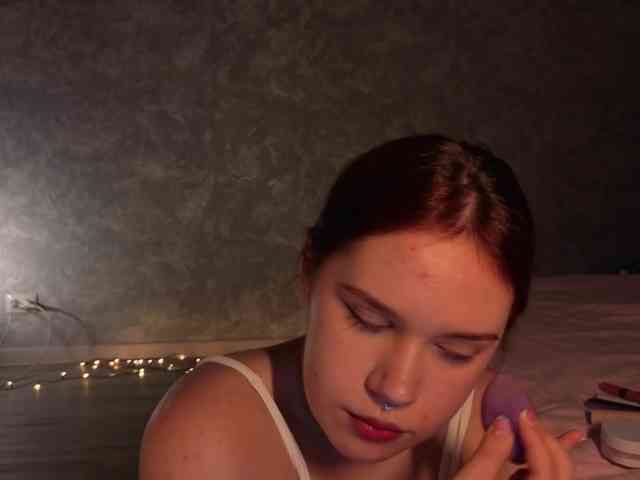 Female-Jesus webcam