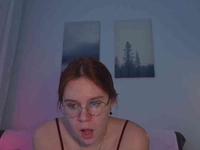 Female-Jesus webcam