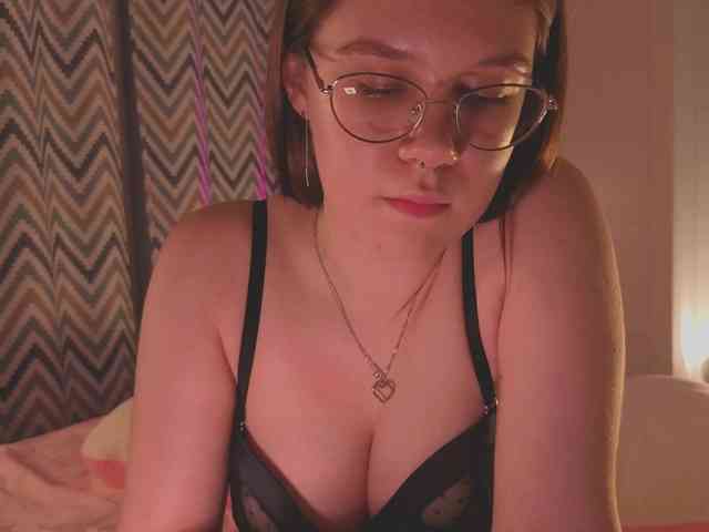 Female-Jesus webcam