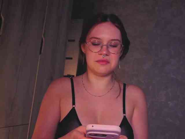 Female-Jesus webcam