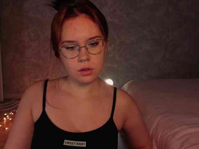 Female-Jesus webcam