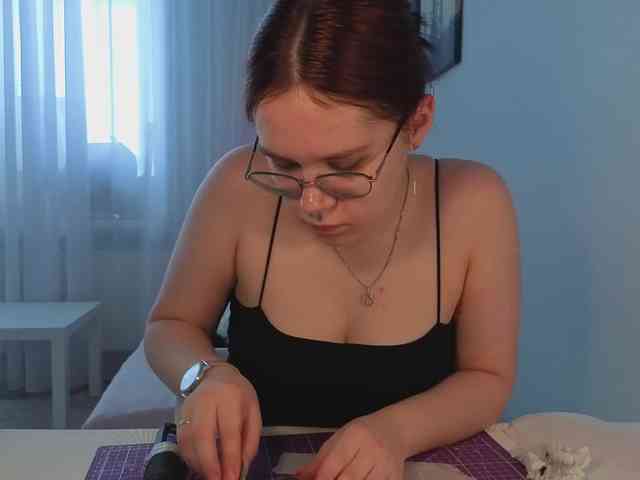 Female-Jesus webcam