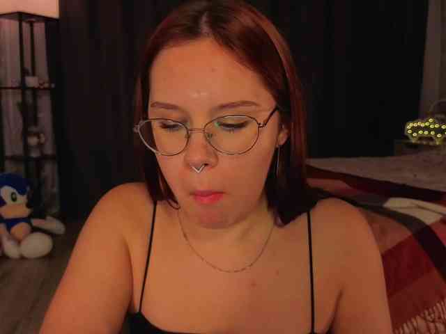 Female-Jesus webcam