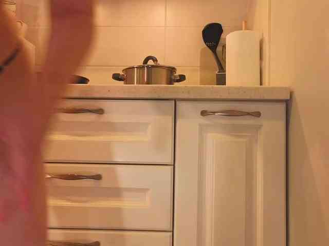 Female-Jesus webcam