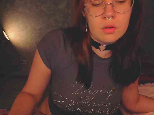 Female-Jesus webcam