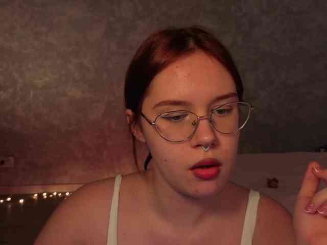 Female-Jesus webcam