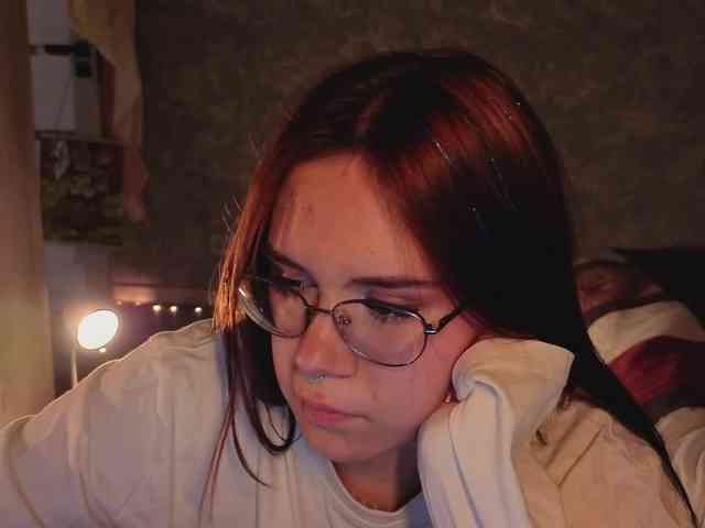 Female-Jesus webcam