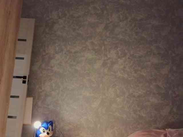 Female-Jesus webcam
