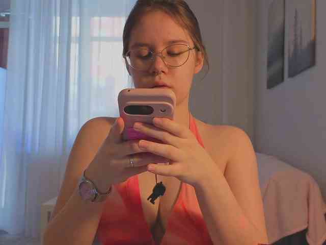 Female-Jesus webcam