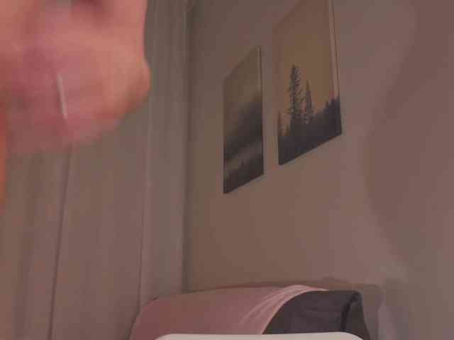 Female-Jesus webcam