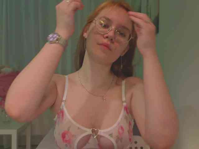 Female-Jesus webcam