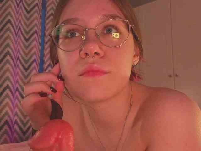 Female-Jesus webcam