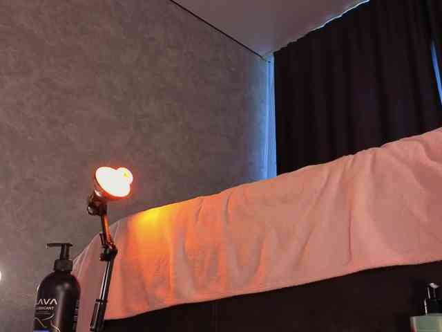 Female-Jesus webcam