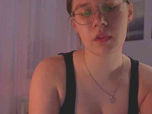 Female-Jesus webcam