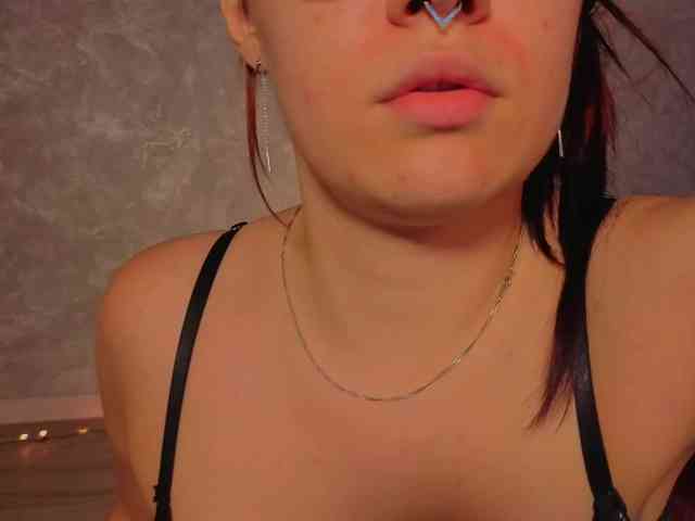Female-Jesus webcam