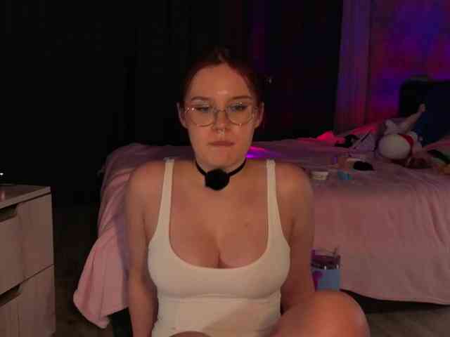 Female-Jesus webcam