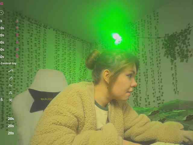 AnnaSebastian webcam