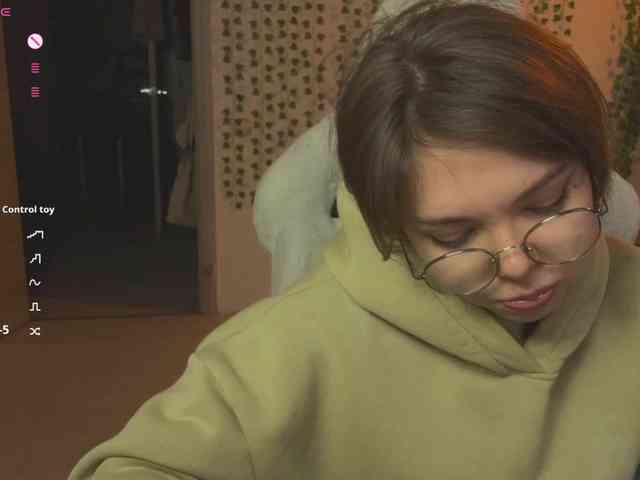 AnnaSebastian webcam