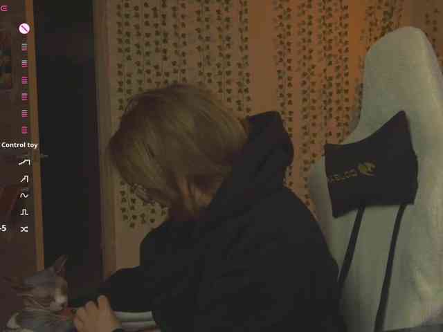 AnnaSebastian webcam