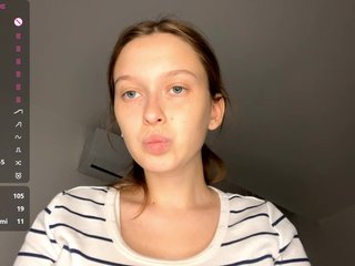 HanaHaeussler Porn Show
