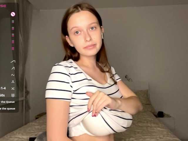 HanaHaeussler live cam on BongaCams