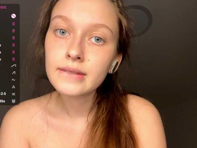 HanaHaeussler live cam on BongaCams