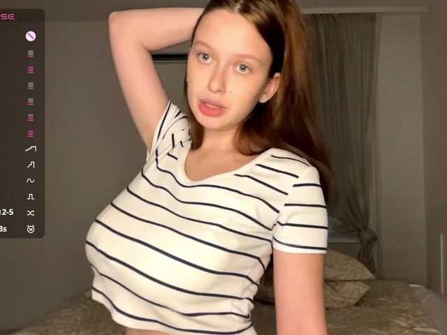 HanaHaeussler live cam on BongaCams