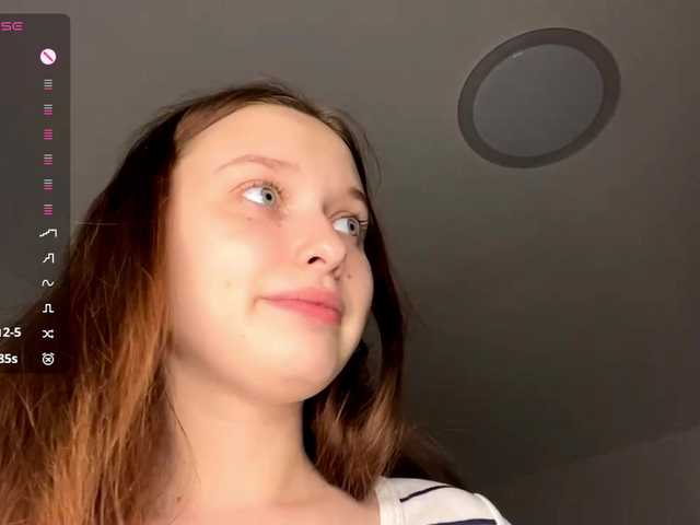 HanaHaeussler preview