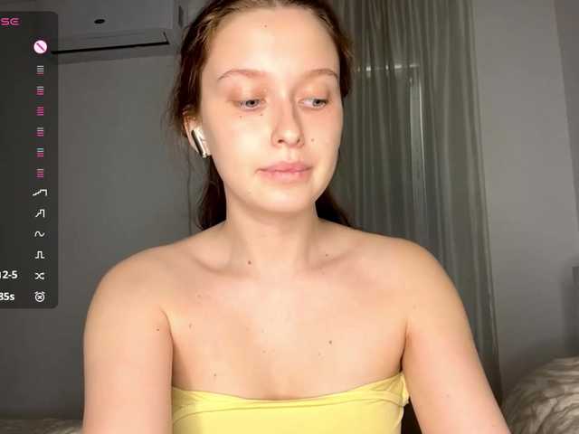 HanaHaeussler live cam on BongaCams