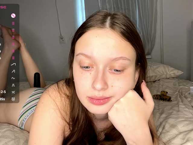  HanaHaeussler chat room