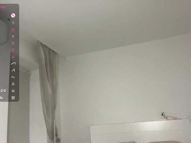 HanaHaeussler live cam on BongaCams