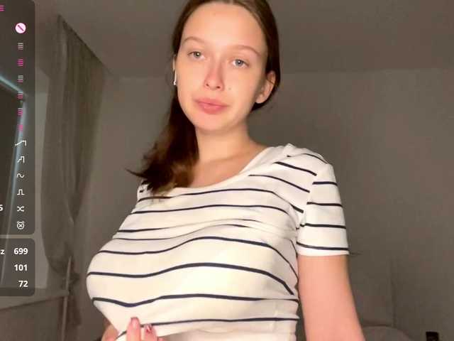 HanaHaeussler live cam on BongaCams