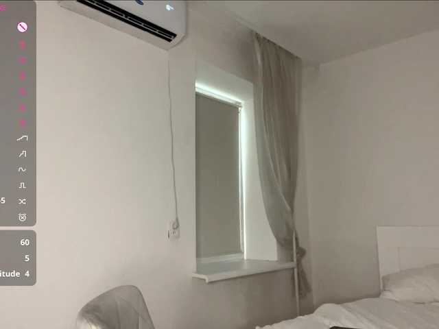 HanaHaeussler live cam on BongaCams
