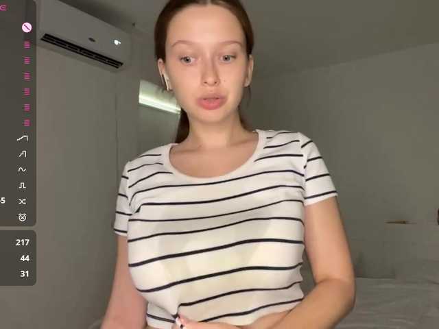 HanaHaeussler live cam on BongaCams