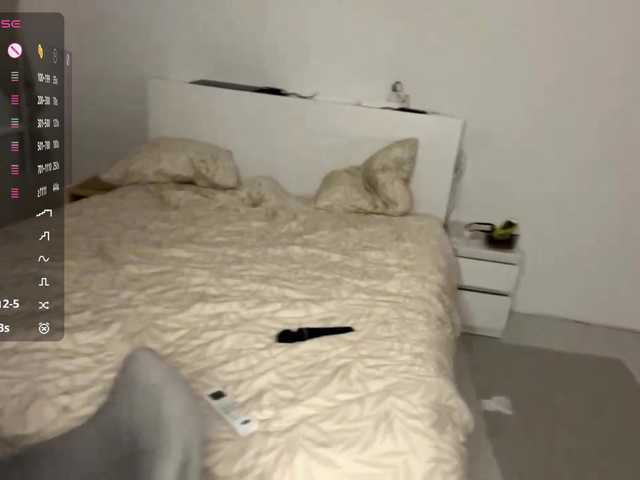 HanaHaeussler live cam on BongaCams