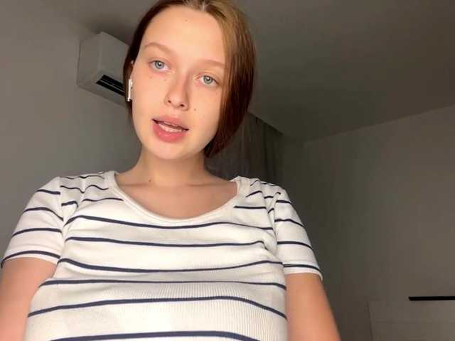 HanaHaeussler live cam on BongaCams